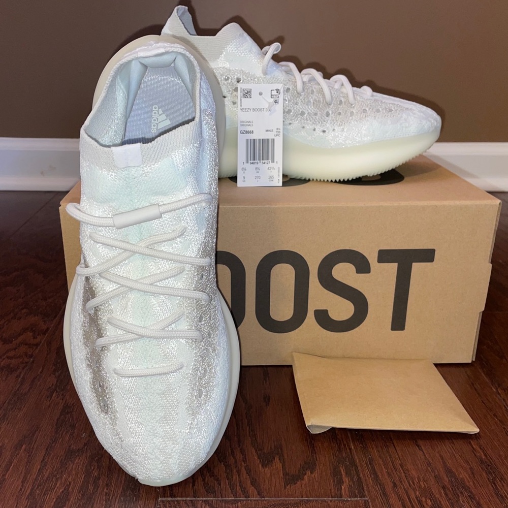 New Yeezy Boost 380 Men’s Size 9